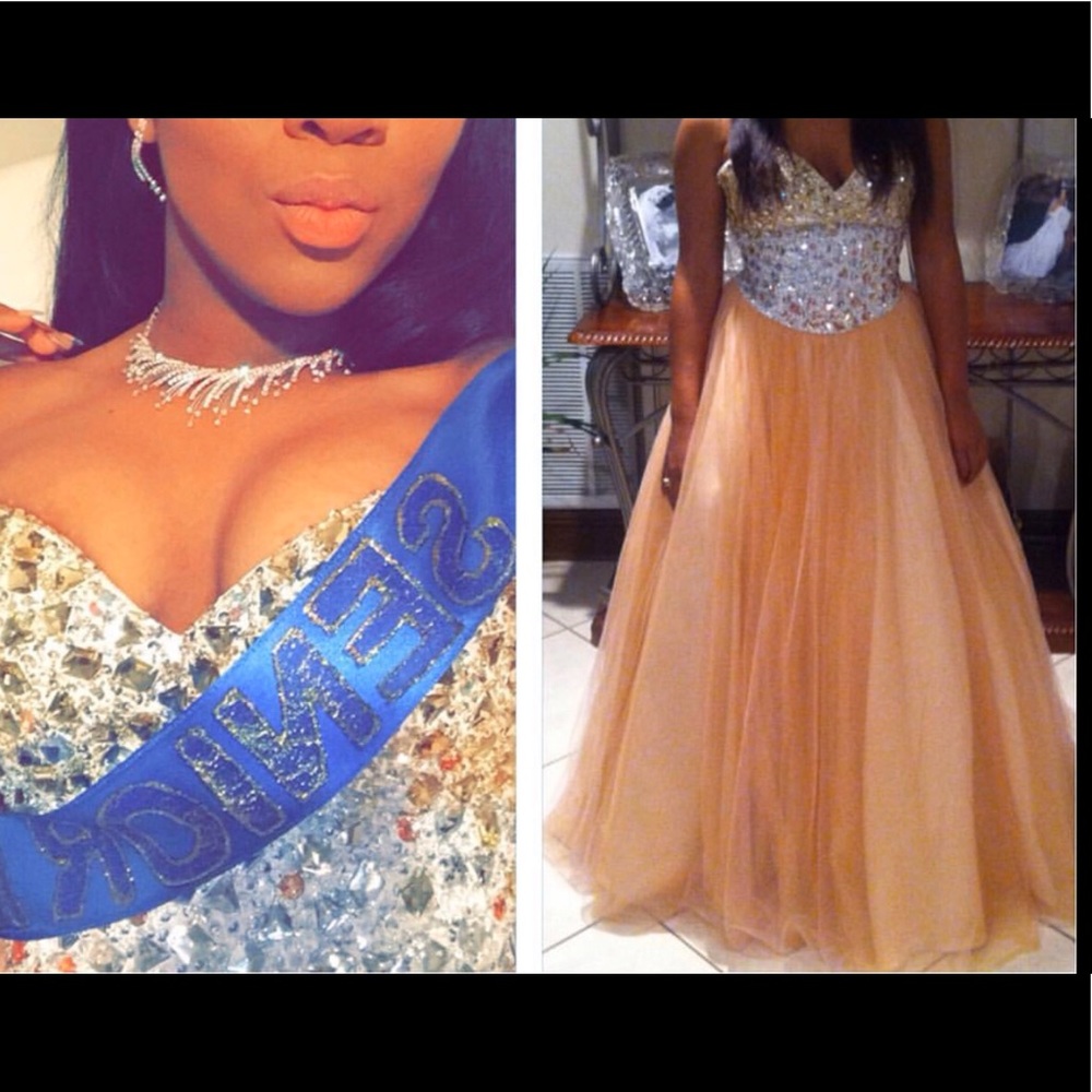 Prom dress